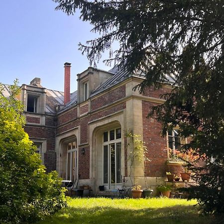 Les Ecuries Du Chateau Boissy-Saint-Léger Exterior foto